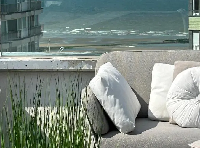 Penthouse William